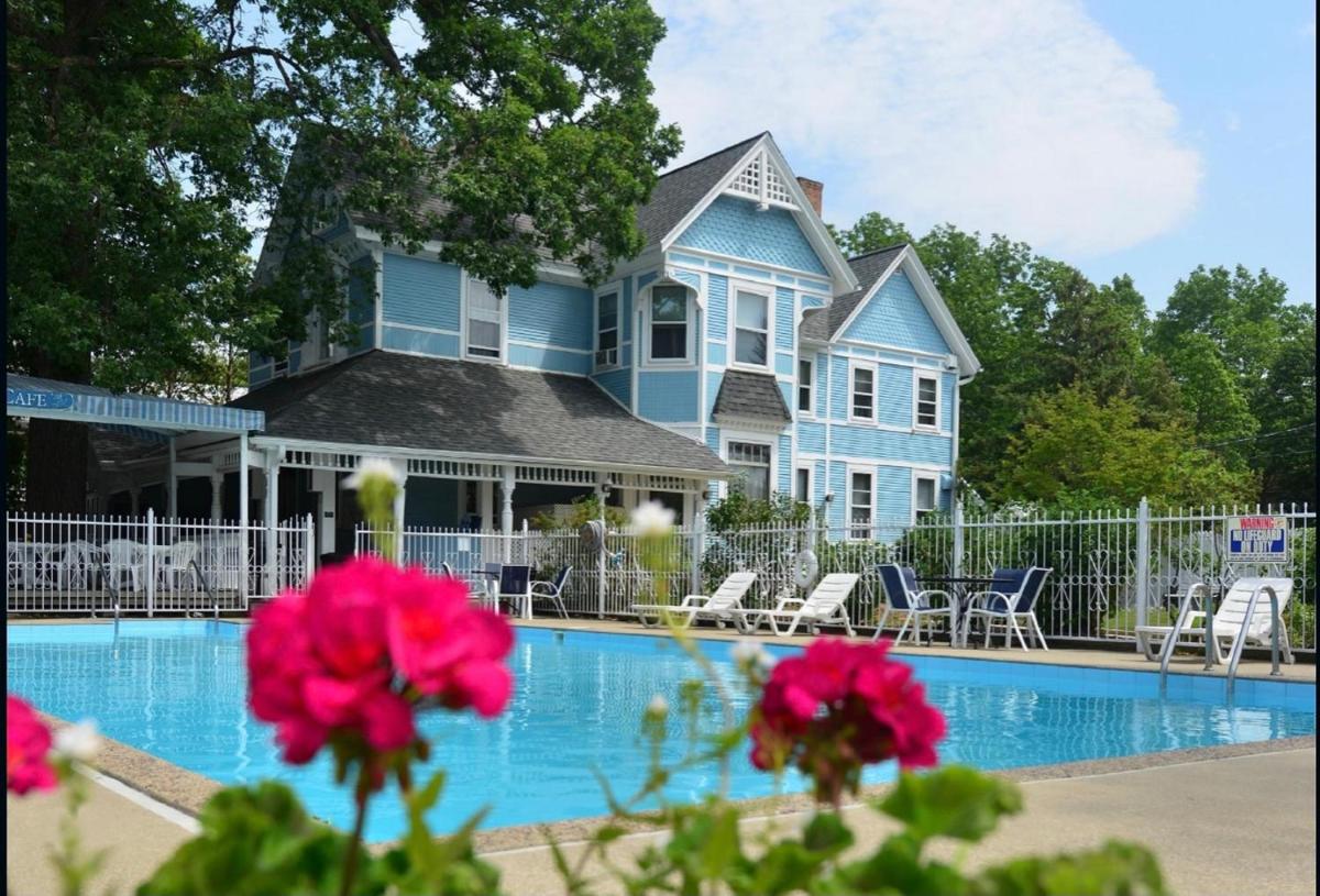 White Rose Inns & Motel - Housity