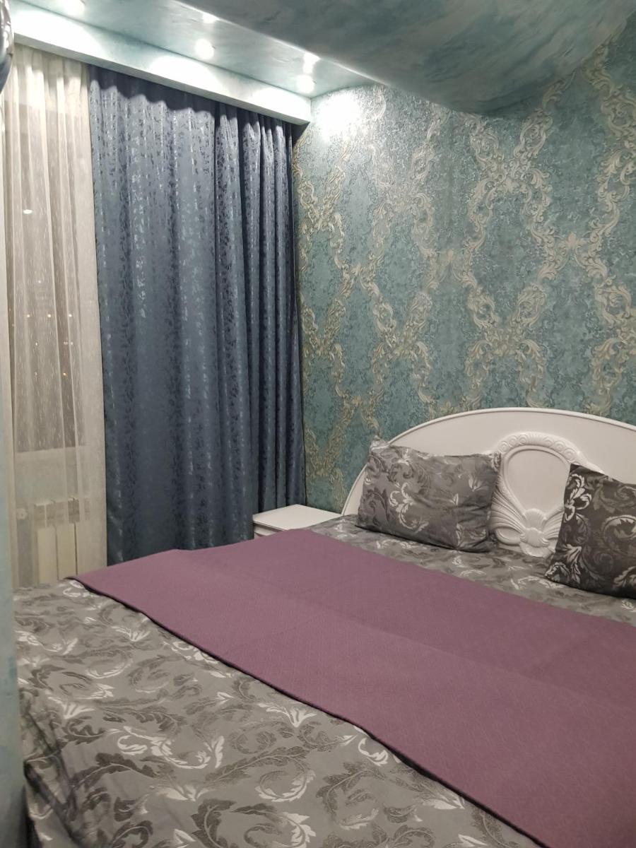 Suitetrails - Luxury Apartment-2 in the Center of Yerevan, Safaryans Family