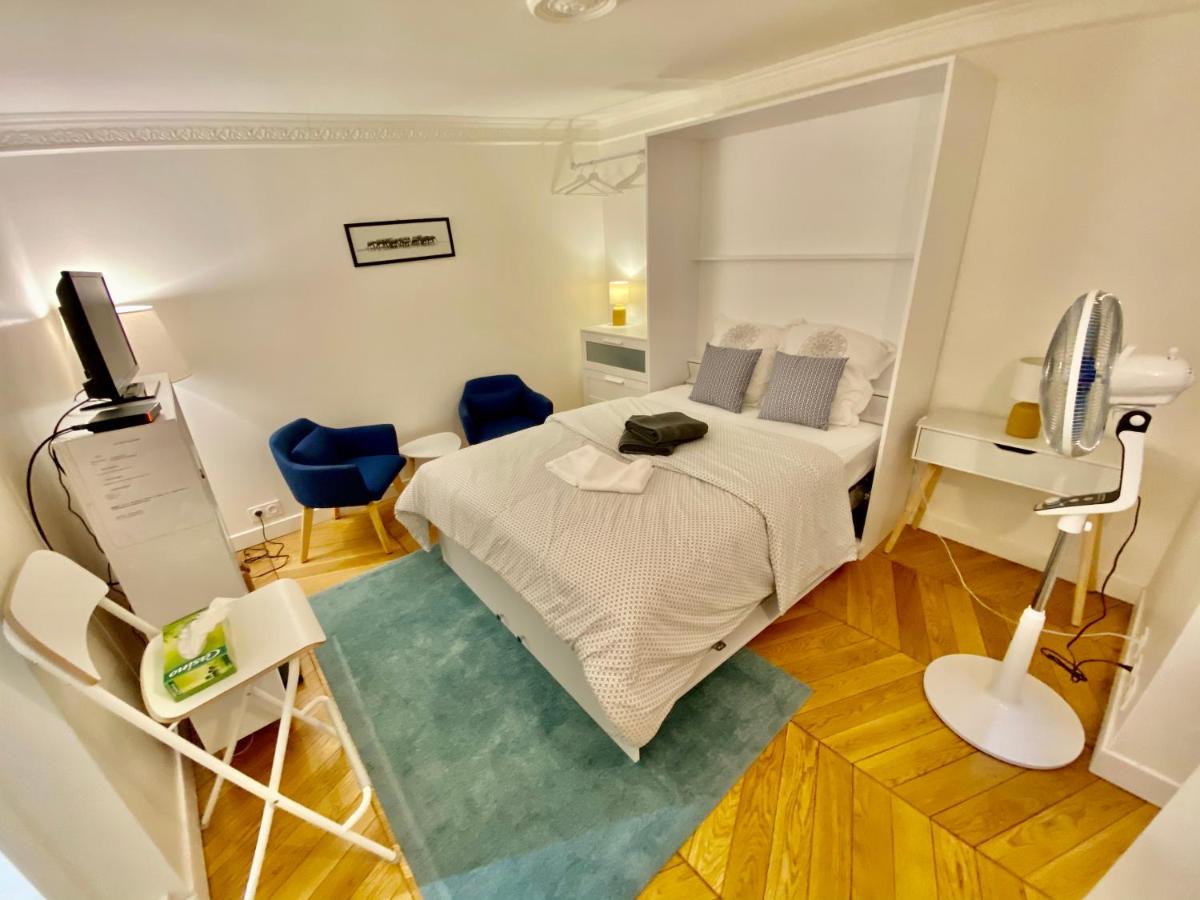 Paris Montmartre, Studio tres bien localisé - Housity