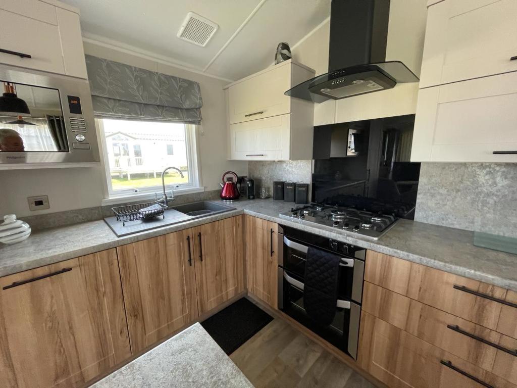 Seton sands holiday park - Premium caravan - 2 bedroom sleeps 4 - Housity