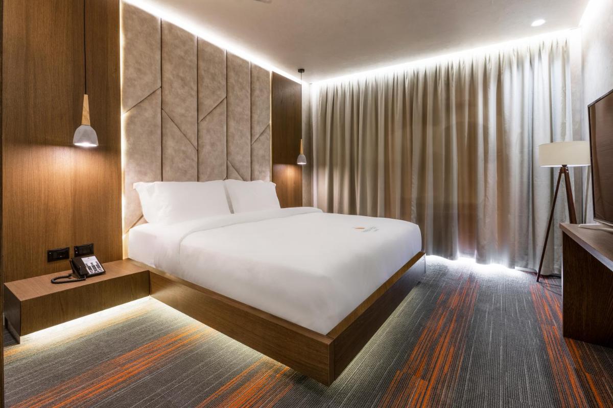 Pinea Hotel Resort & Spa - Housity