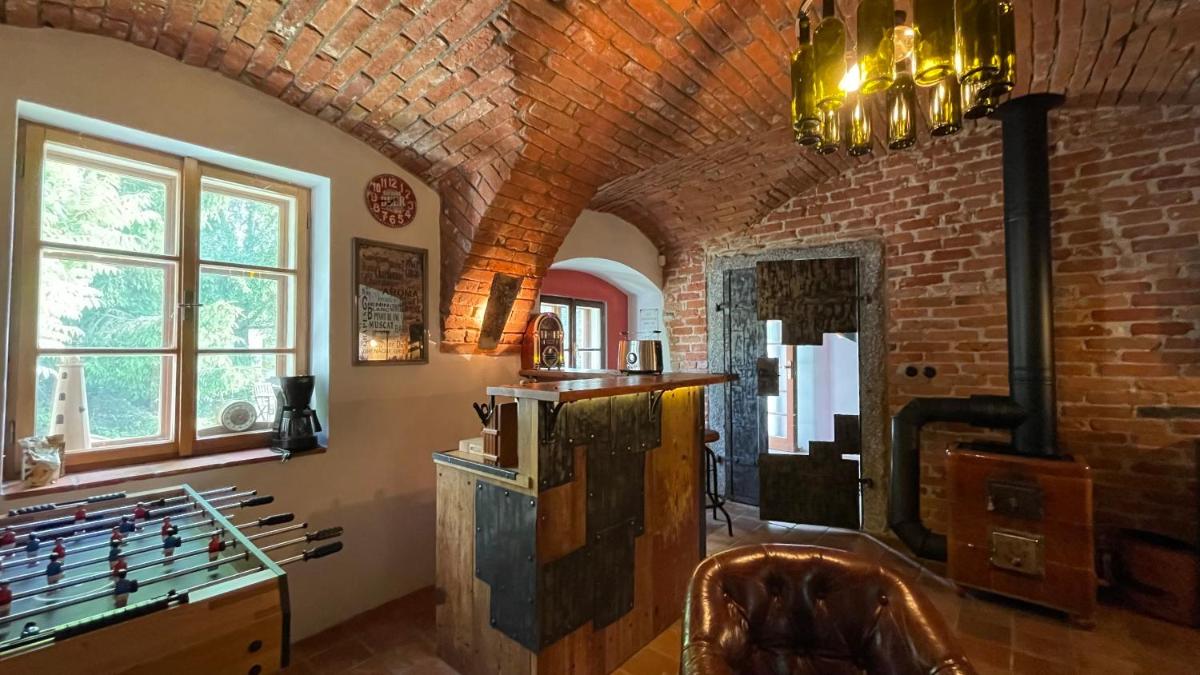 Apartmány Na Návsi 19 u Hluboké - Housity
