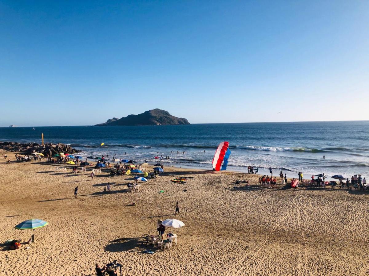 Playa Suites Mazatlán - Housity