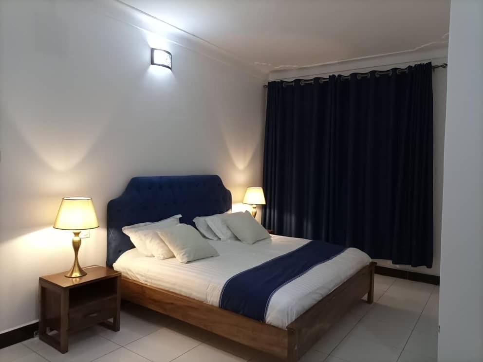 Villa Bunyonyi - Housity