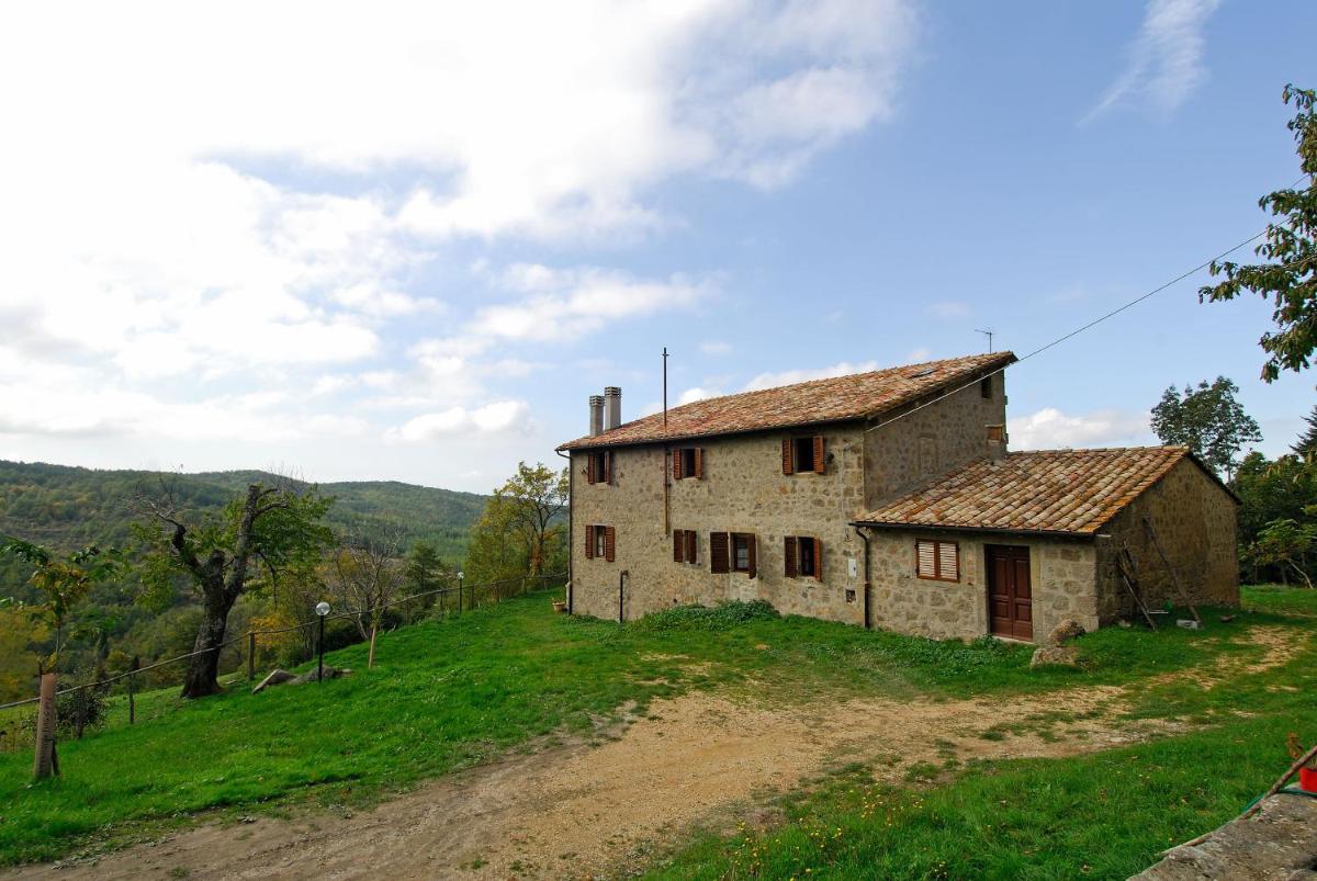 A stay surrounded by greenery - Agriturismo La Piaggia - - Housity