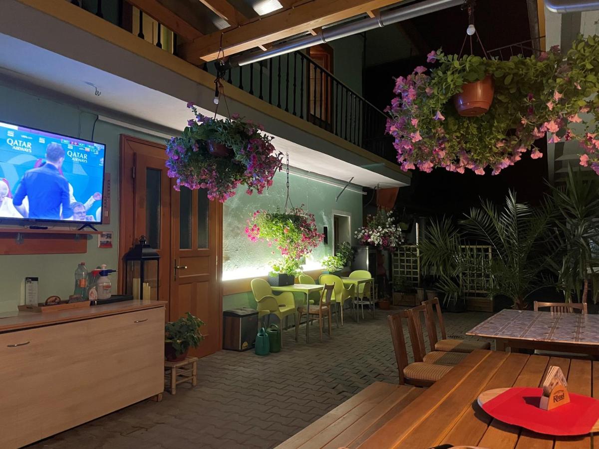 Suitetrails - Apartmán Netolice 207 Deluxe