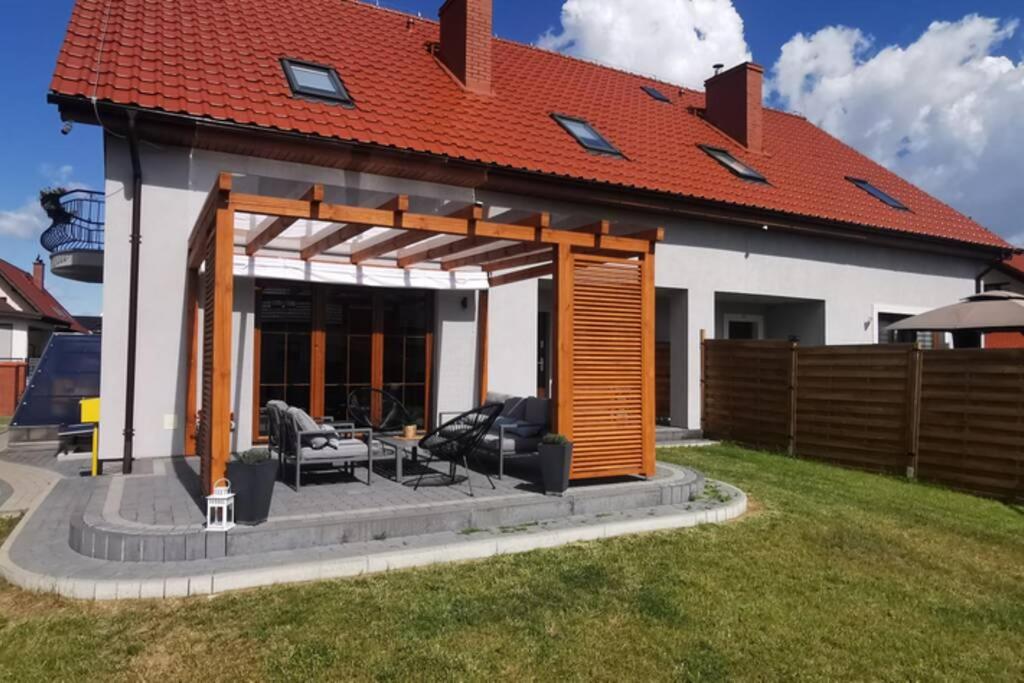 Villa Corvus Mikołajki - Dom apartamentowy - Housity