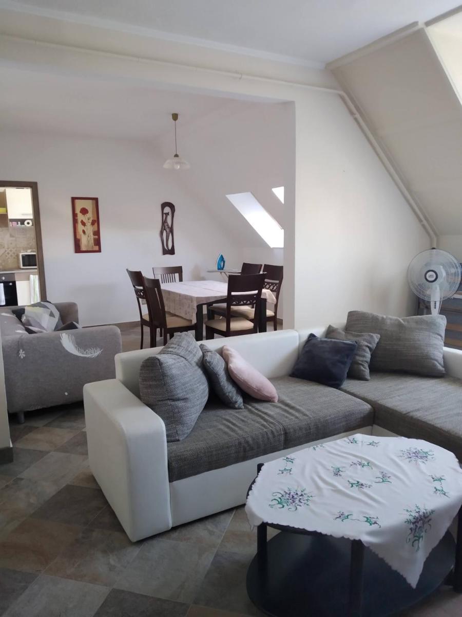Tímár Apartman Eger - Housity