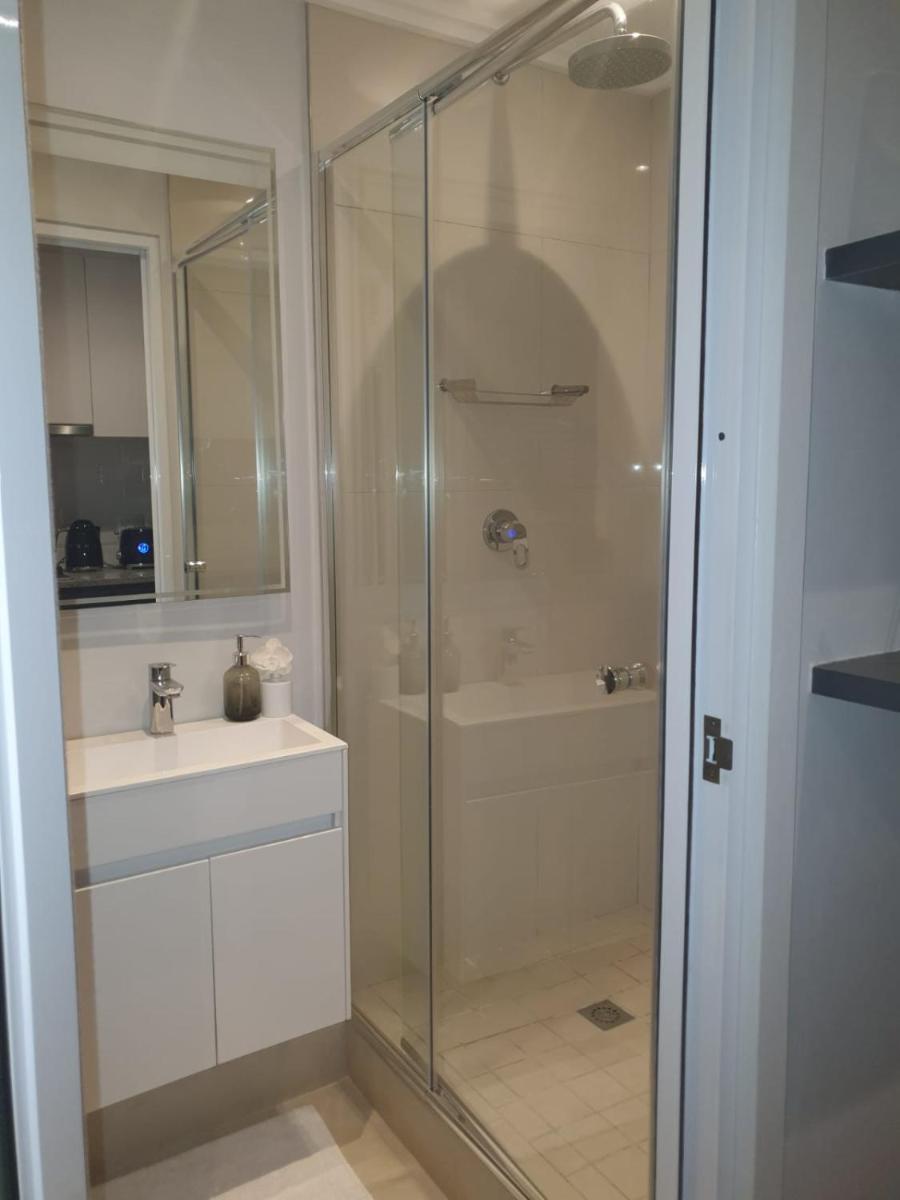 Honeymoon Condo Studio Apartments - Housity