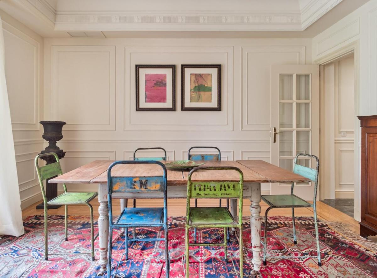 Elegant 3-Bedroom Apartment in Exclusive Barrio Salamanca Stylish & Spacious, Padilla III - Housity
