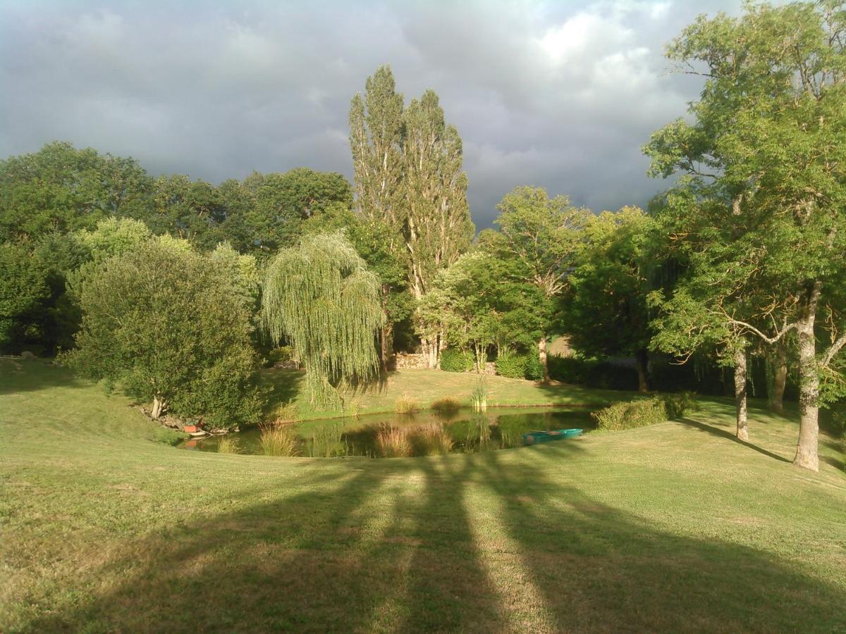 Gites au Chateau de Vernieres - Housity