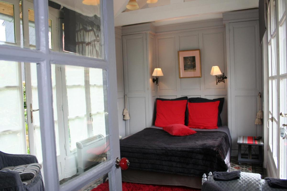 Aux Rives de Honfleur - Housity