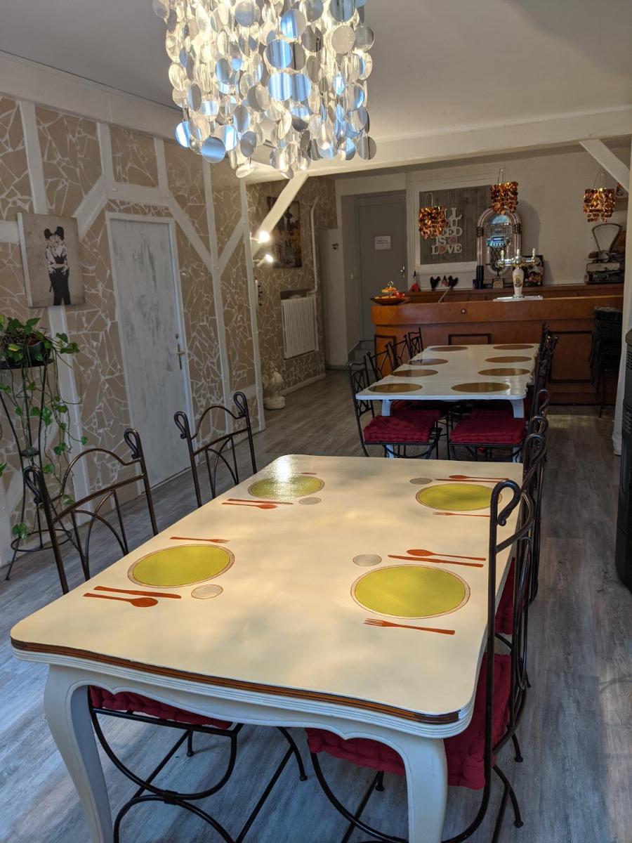 Au Coq Hardi - Housity