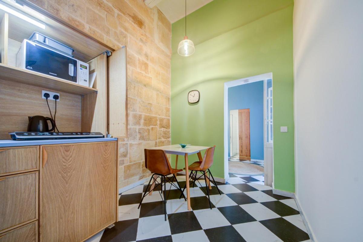 The House in Old Mint Street - Housity