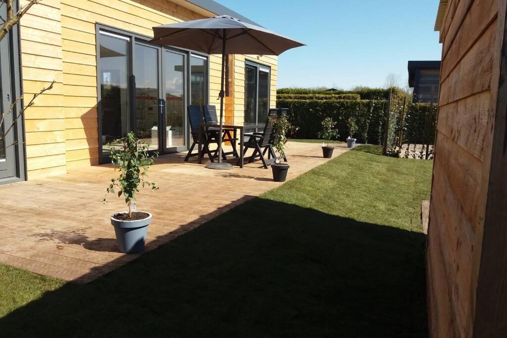 luxe Vakantie bungalow met 3 slaapkamers - Housity