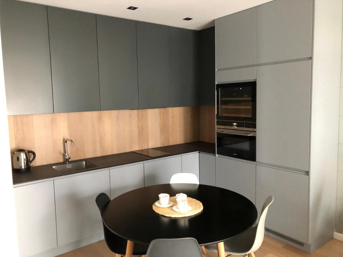 Apartament Avior - Housity