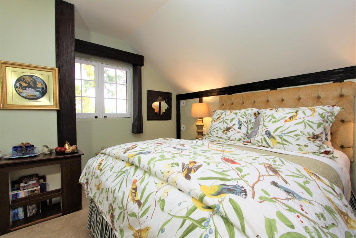 Old Monterey Inn - Housity