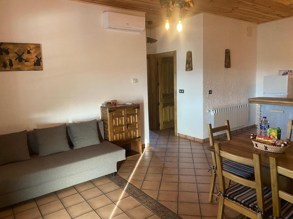 Casas Rurales La Piedra Ossa De Montiel - Housity