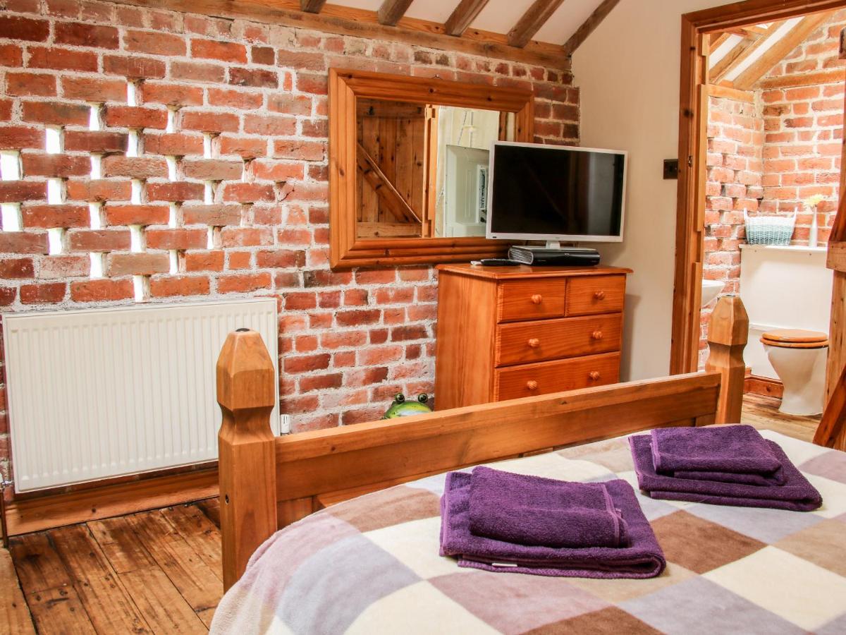 Garden Cottage - Housity