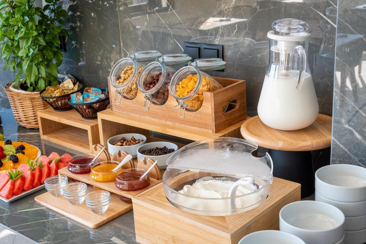 Minois Boutique Hotel - Housity