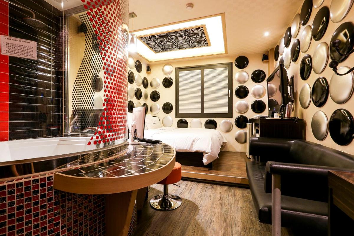 Anyang Koam Tourist Hotel - Housity
