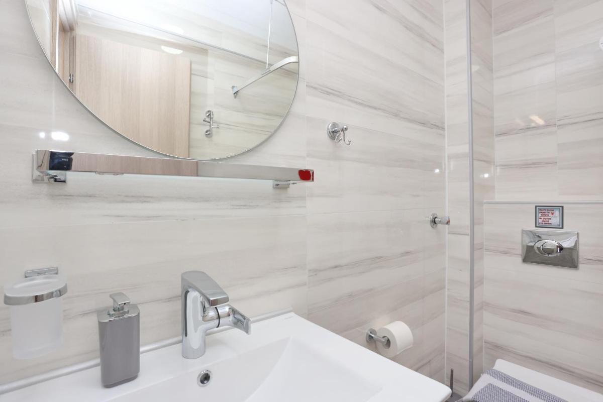 Katerina Apartments - Housity
