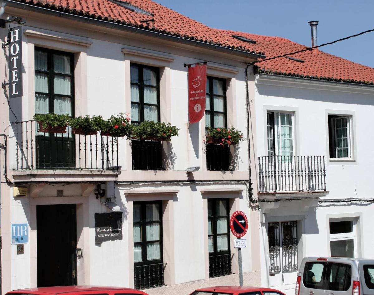 San Clemente by Pousadas de Compostela - Housity