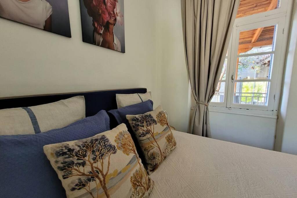 Christina's Holiday House with Garden - Housity