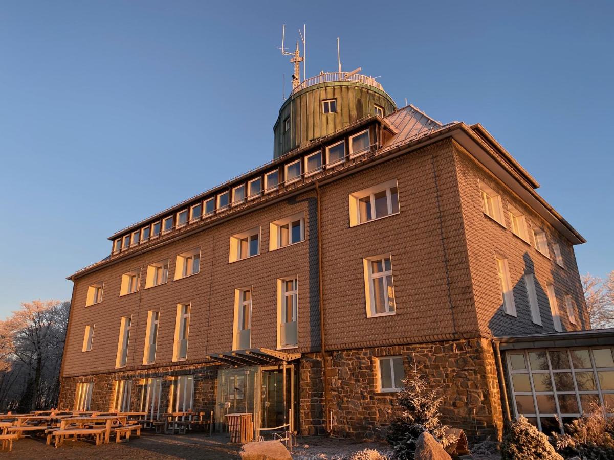 Astenturm Hotel - Housity