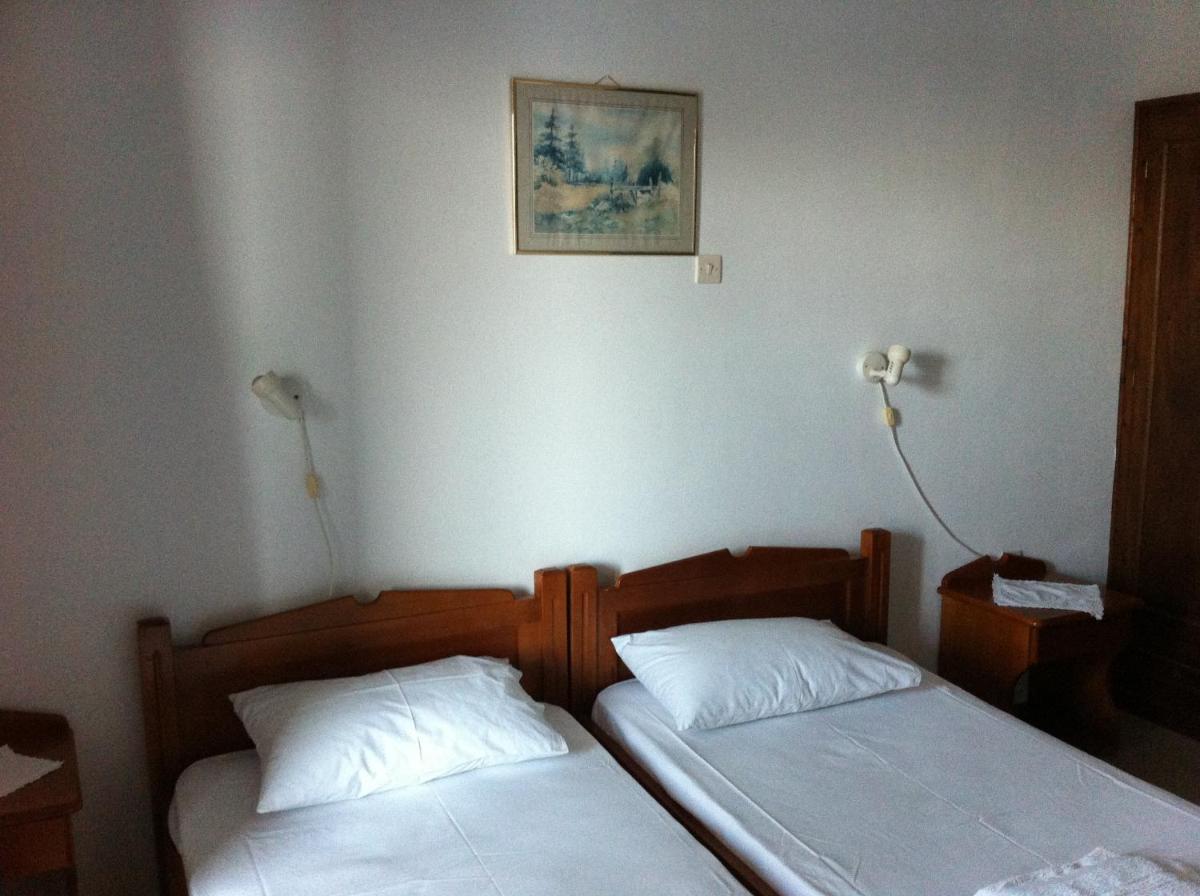 Oasis Azolimnos - Housity