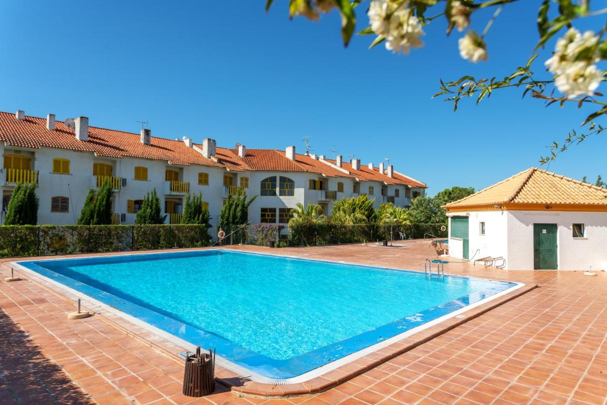 sunny apartment with sea view - Housity