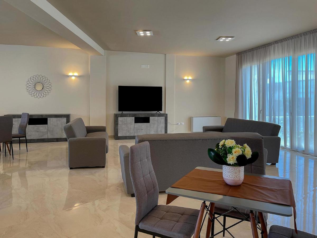 Karpignàna Hotel - Housity