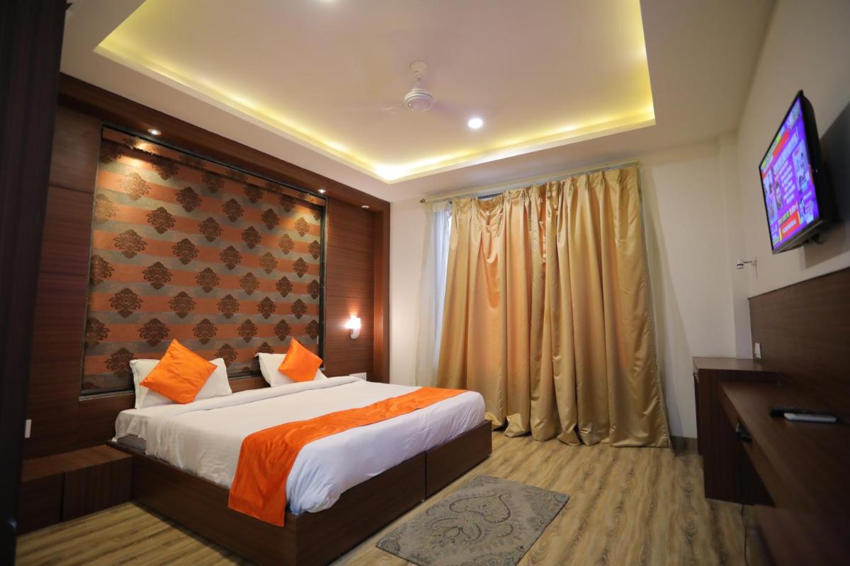 Hotel Marygold - Housity