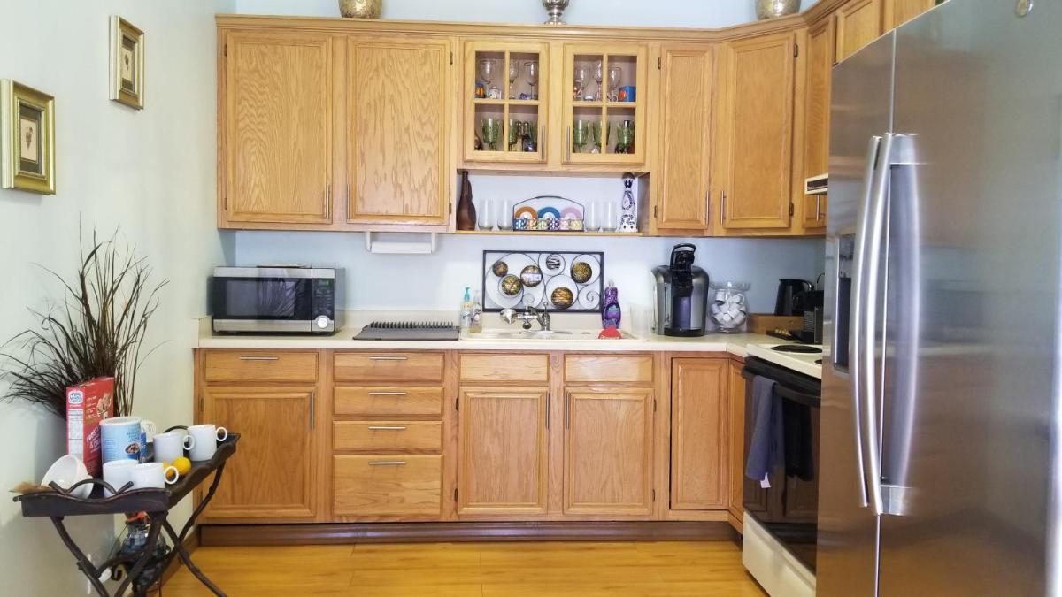 THE BEST HOUSE. 1 BR/1 BA. Willow Glen, SJ - Housity