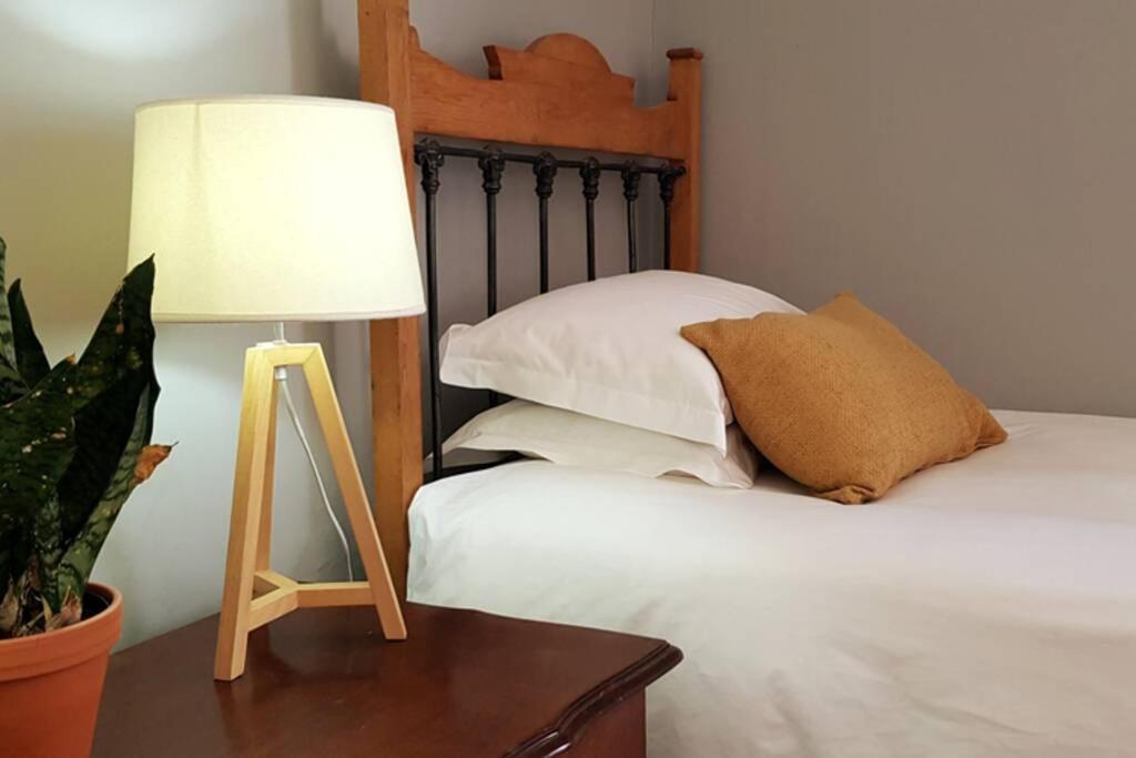 Amelia Guestroom - Housity