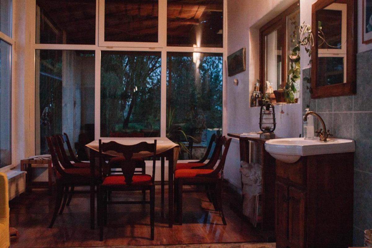 Casa pictorului - Housity