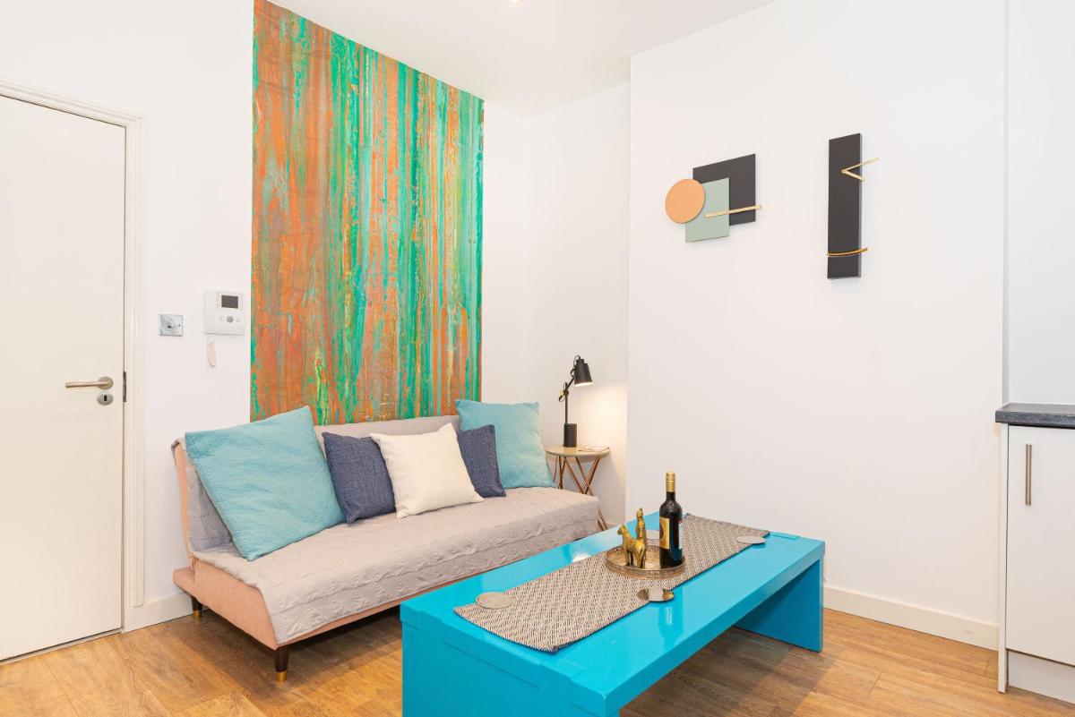 Central London Apartment - Great Location - Housity