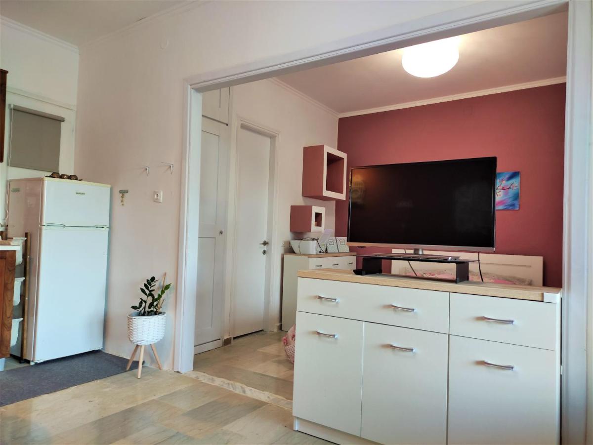 Electra's Seaside Studio - Housity