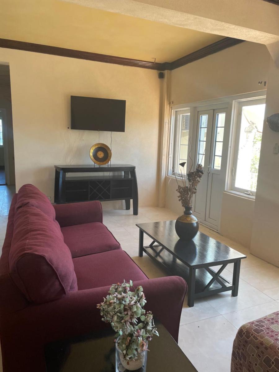 Stunning Condo with 2 balconies on Downtown Nassau - Housity