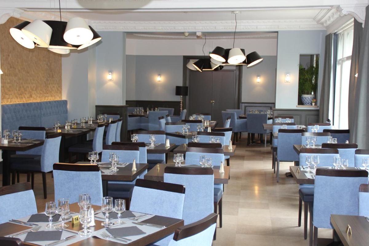 Restaurant ou autre lieu de restauration dans l'établissement Hotel Regina & Spa
