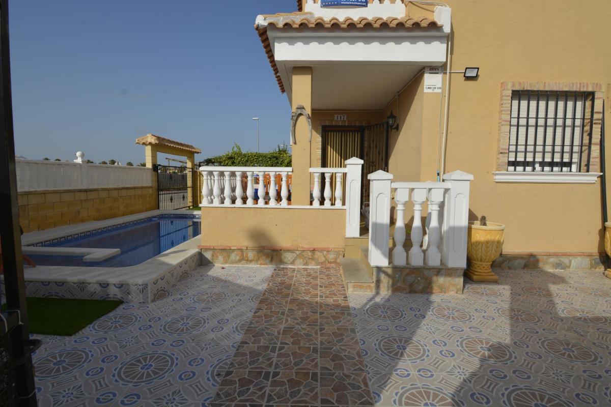 Suitetrails - Bungalow With Private Pool 7 People Rentals Paco