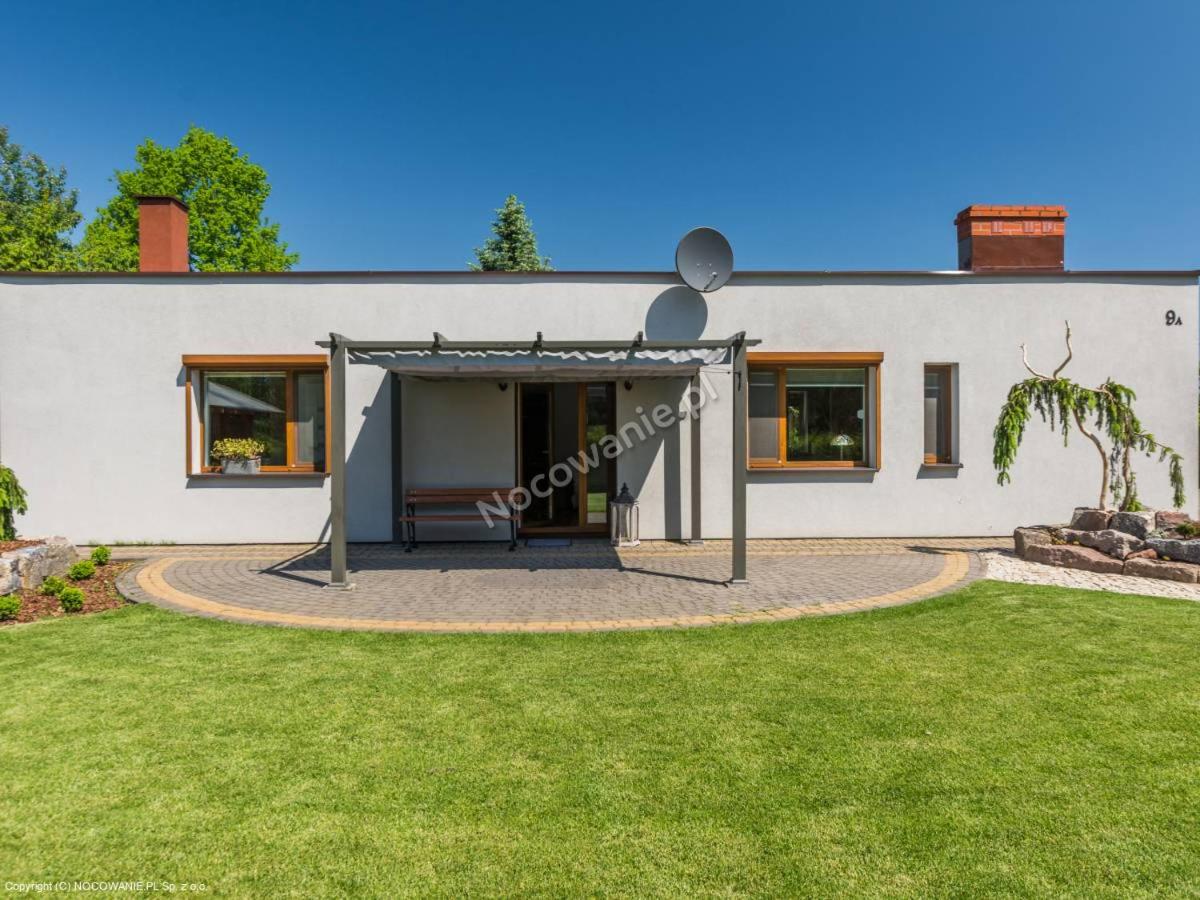 Kameralny Domek(jezioro, las, klimatyzacja, Wi-fi) - Housity