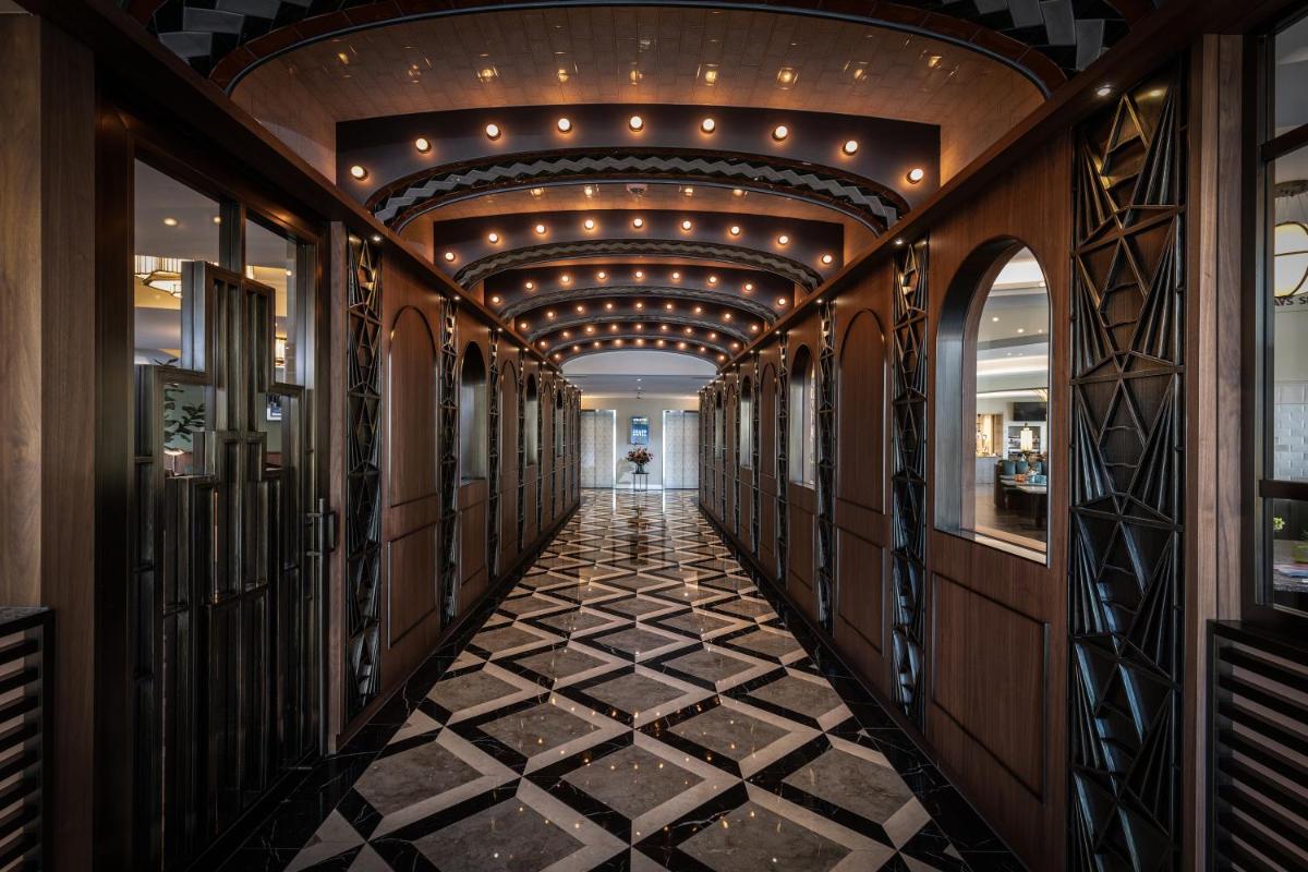 Grand Hotel Valies - Housity