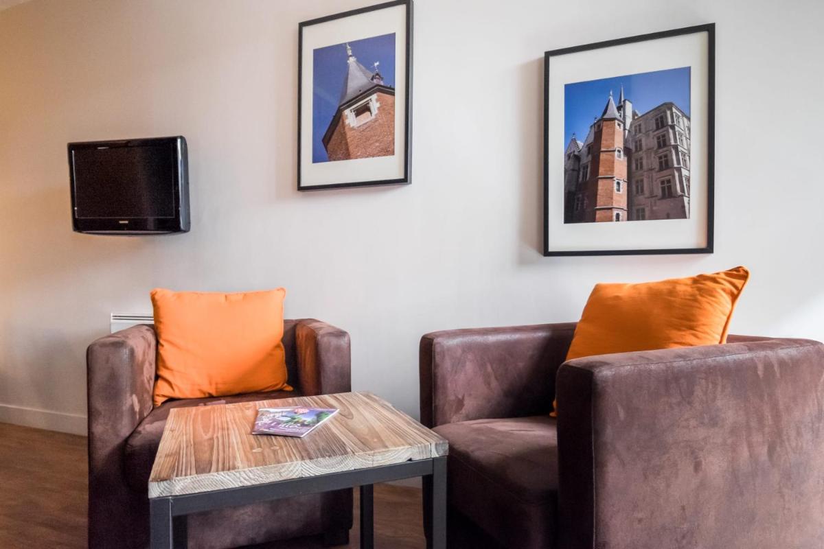 Palais Rinour - Cosy studio close to stations - Welkeys - Housity