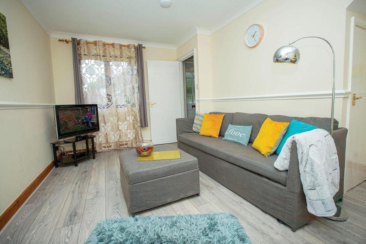 Oakley View - Housity
