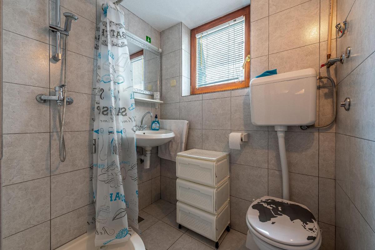 Apartment Bura - Housity