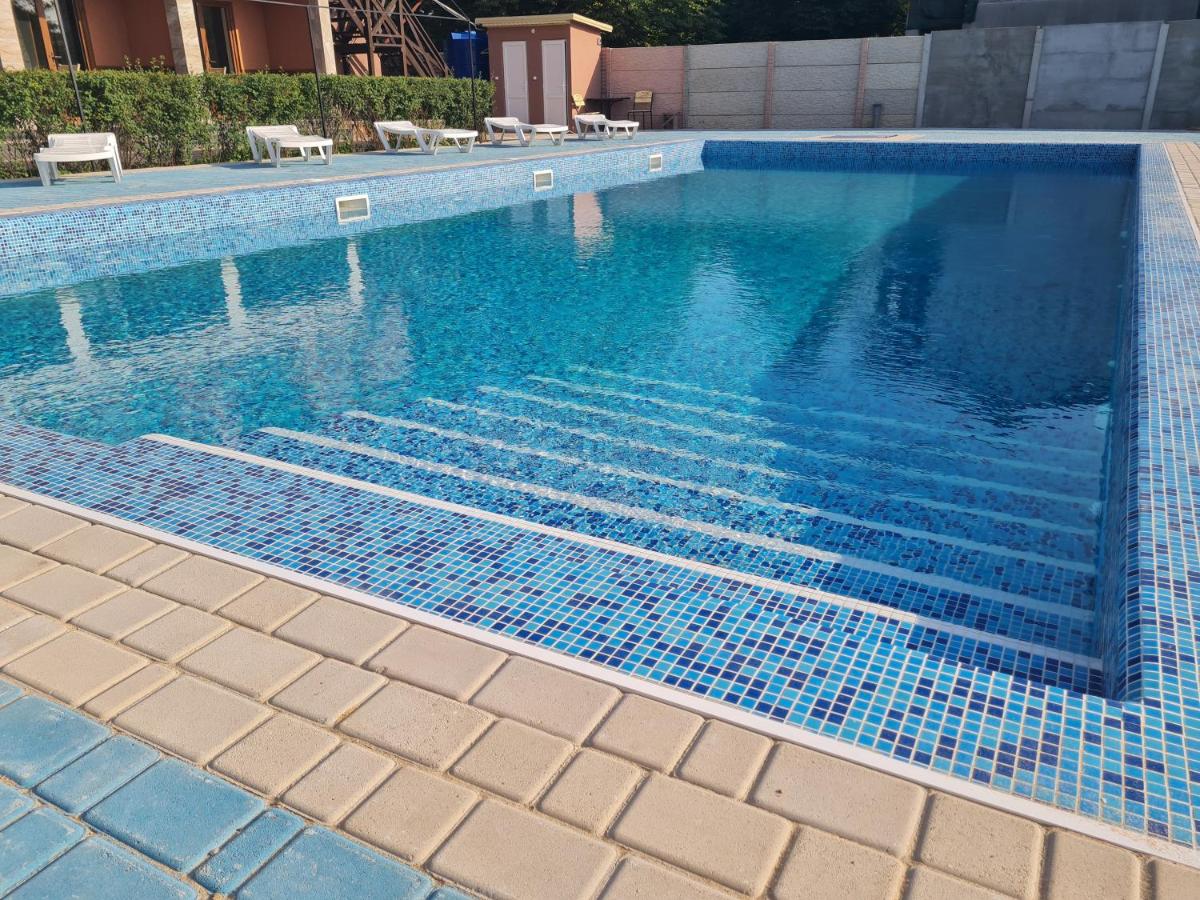 Otel Elena - Housity