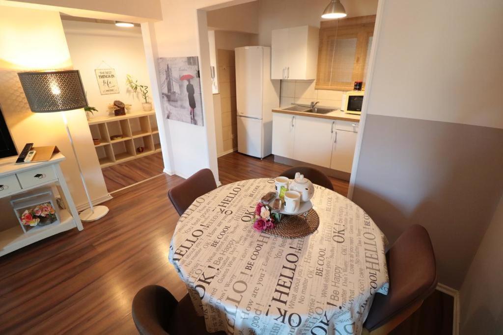 Eva Twin Apartments - Housity