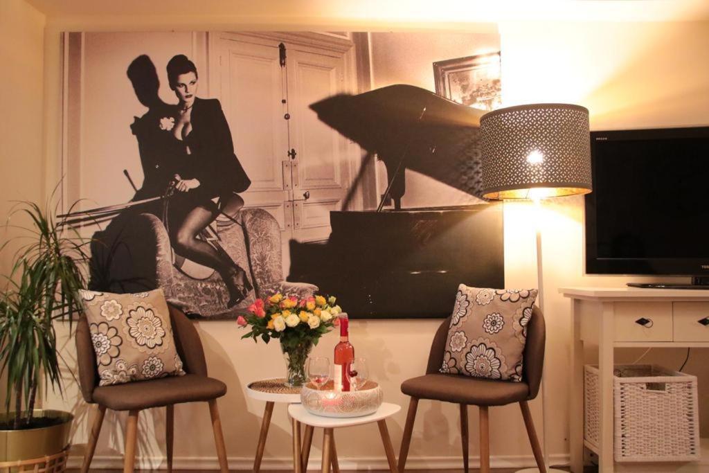 Eva Twin Apartments - Housity