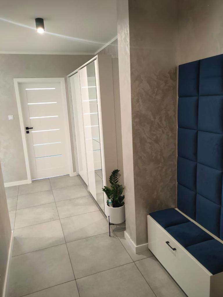 Haven Apart 2 - Housity